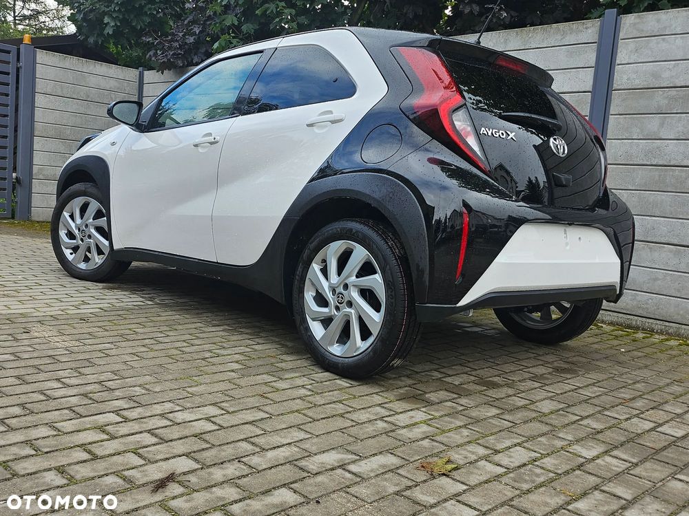 Toyota Aygo X Play - 7