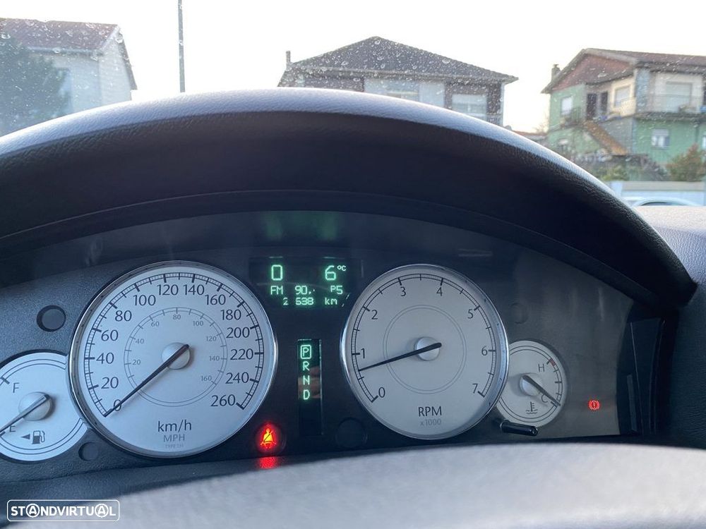 Chrysler 300 C Touring 3.0 CRD - 27