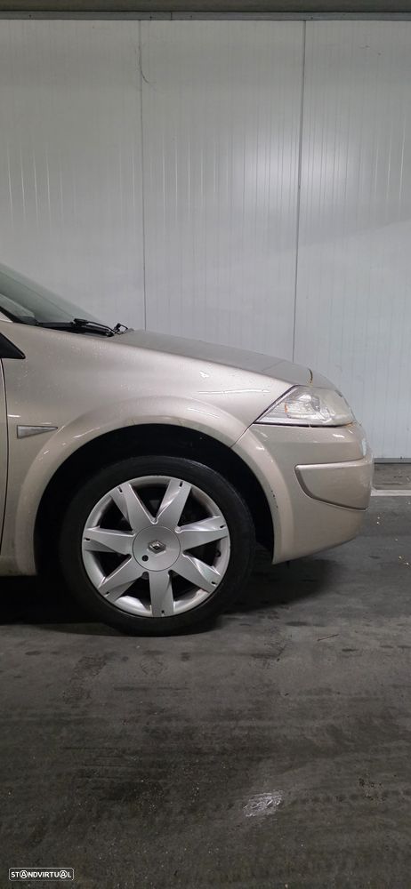 Renault Mégane 1.5 dCi Dynamique Luxe - 37