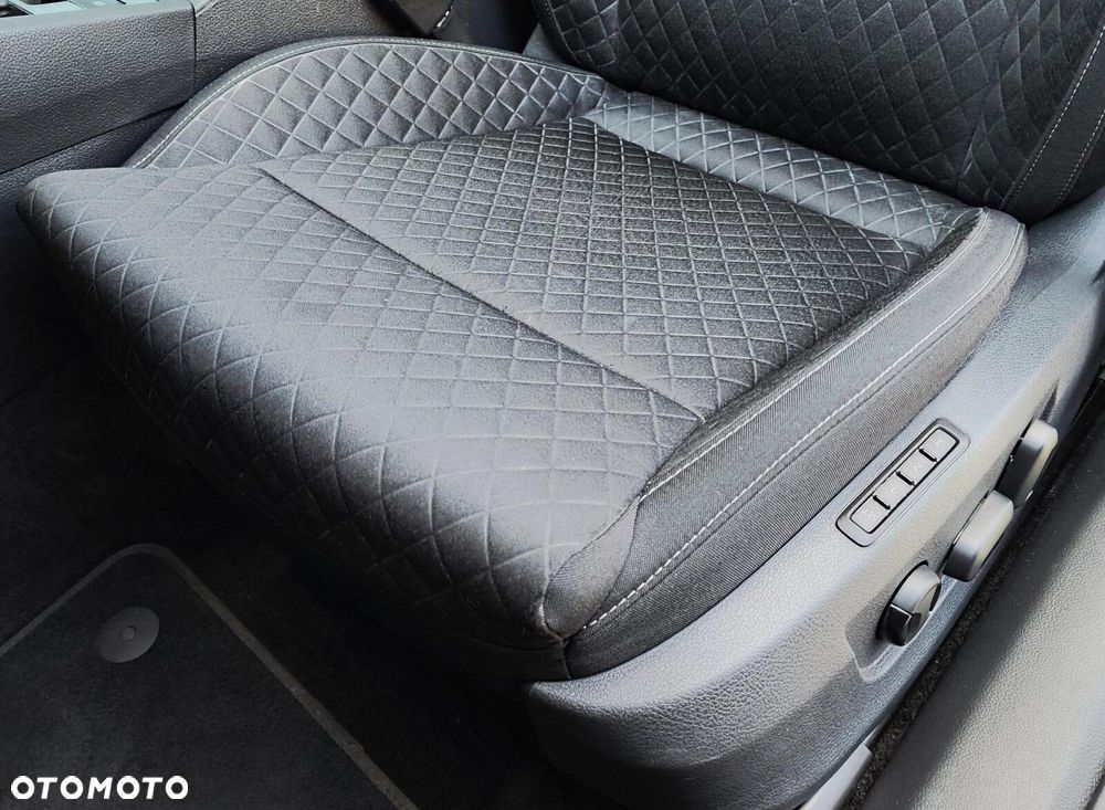 Skoda Superb 2.0 TDI SCR Ambition DSG - 13