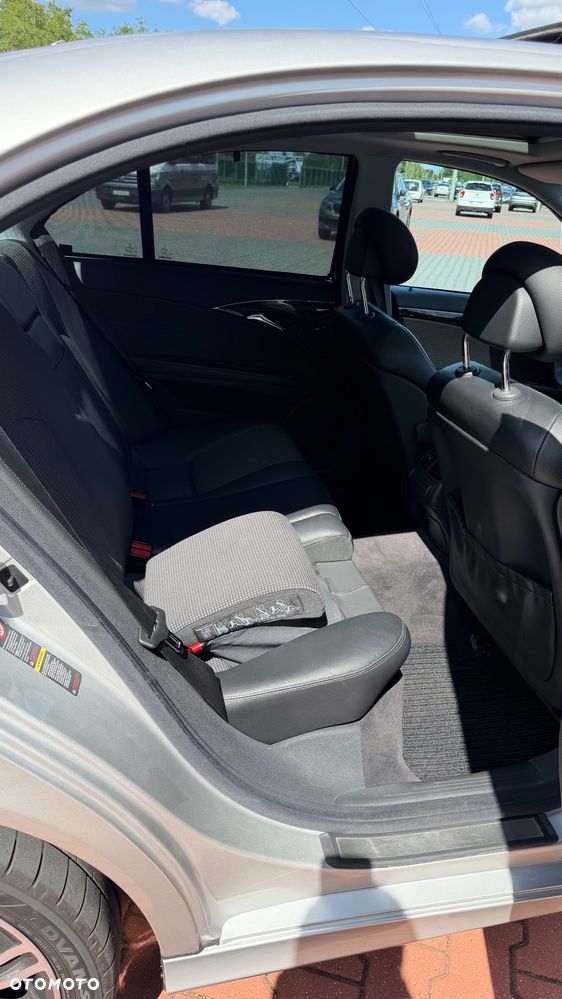 Mercedes-Benz Klasa E 320 Avantgarde - 9