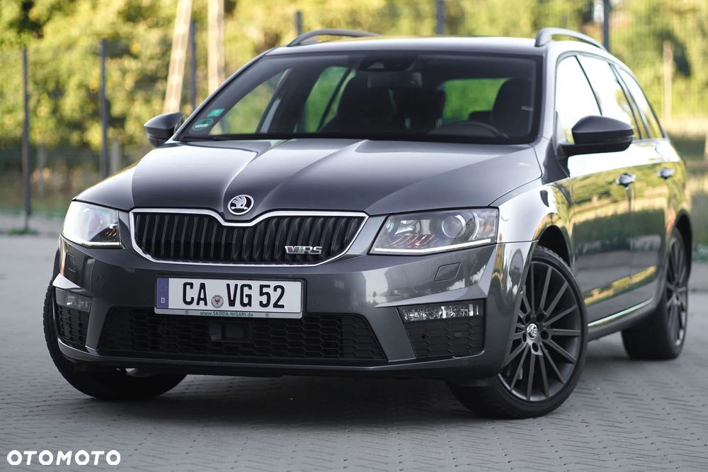 Skoda Octavia 2.0 TDI RS Challenge DSG - 2