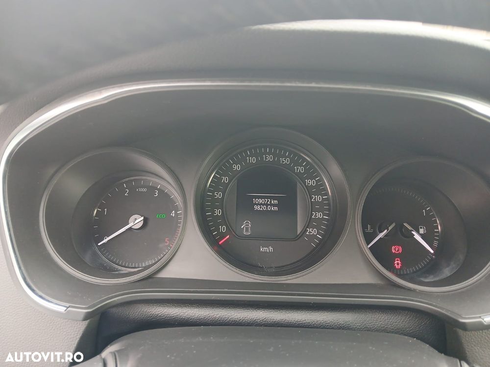 Renault Megane Blue dCi 116 EDC Zen - 5