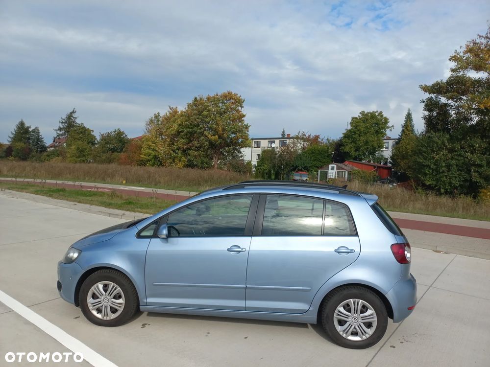 Volkswagen Golf Plus - 9
