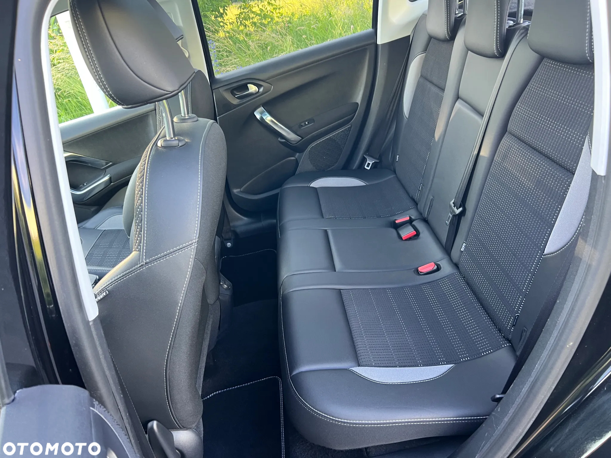 Peugeot 2008 - 33