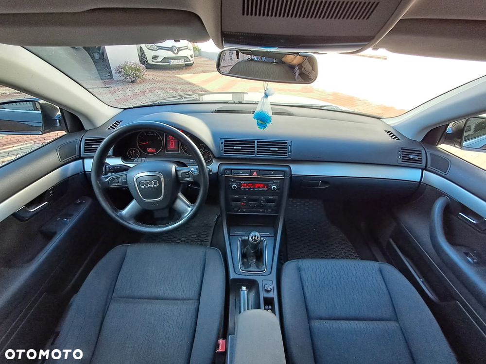 Audi A4 Avant 1.6 - 7