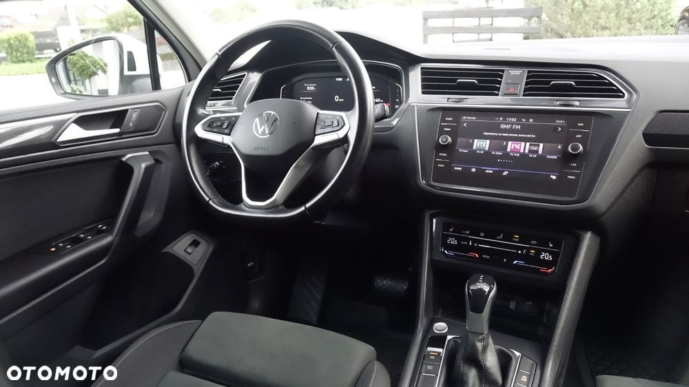 Volkswagen Tiguan - 31