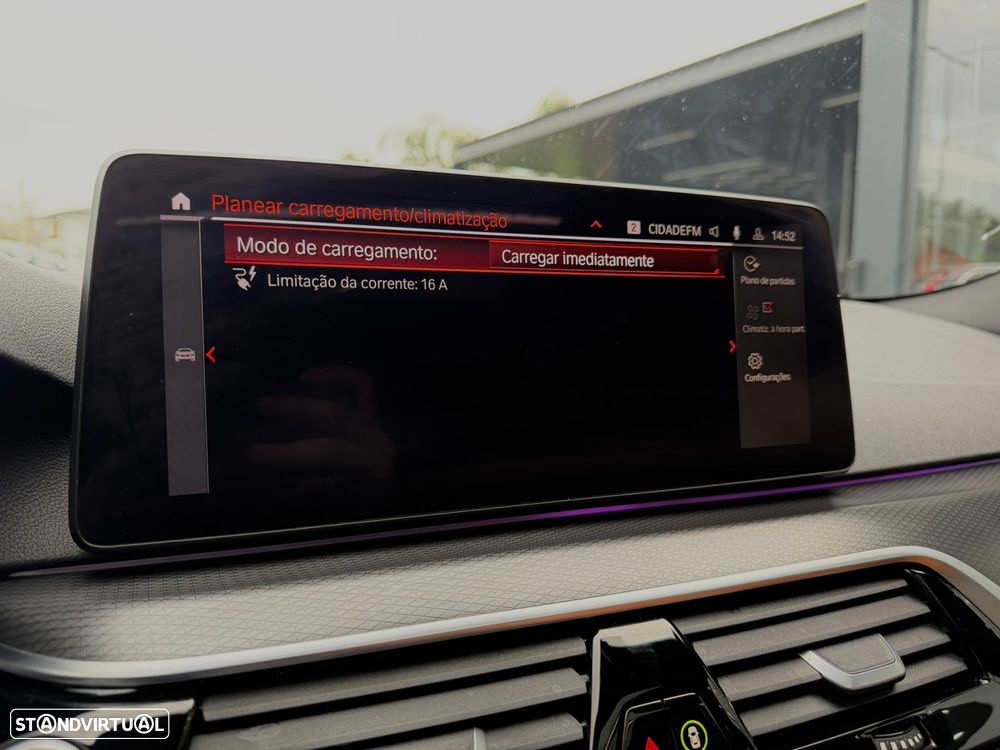 BMW 520 e Pack M - 54