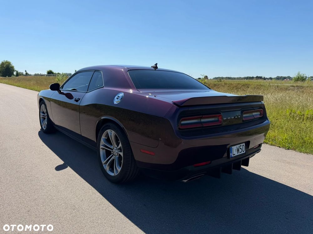 Dodge Challenger 5.7 R/T - 5