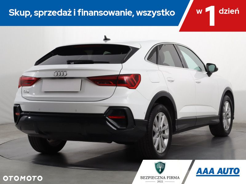 Audi Q3 - 6