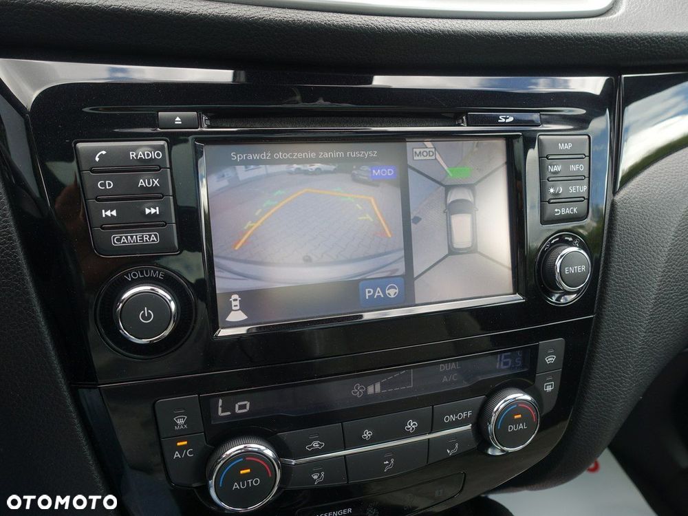 Nissan Qashqai 1.5 dCi N-Connecta EU6 - 22