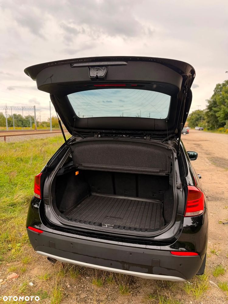 BMW X1 xDrive18d - 17