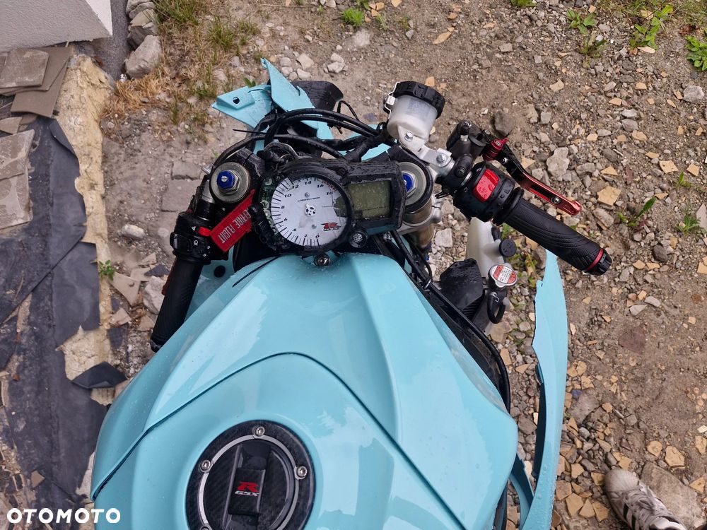 Suzuki GSX-R - 12