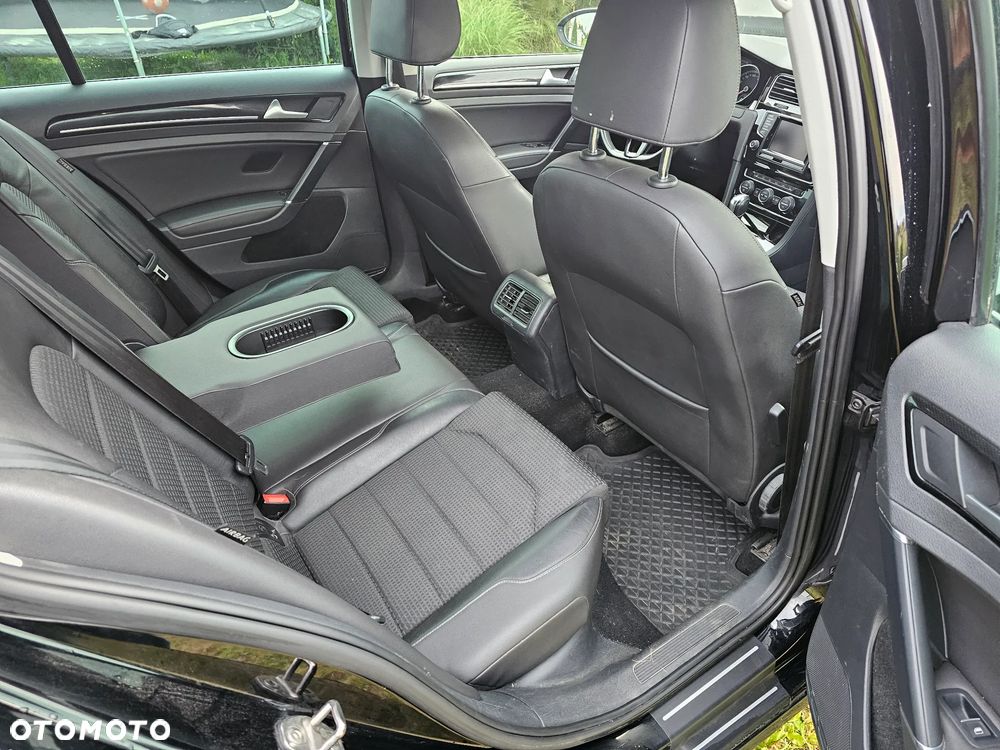 Volkswagen Golf 2.0 TDI (BlueMotion Technology) DSG Highline - 13