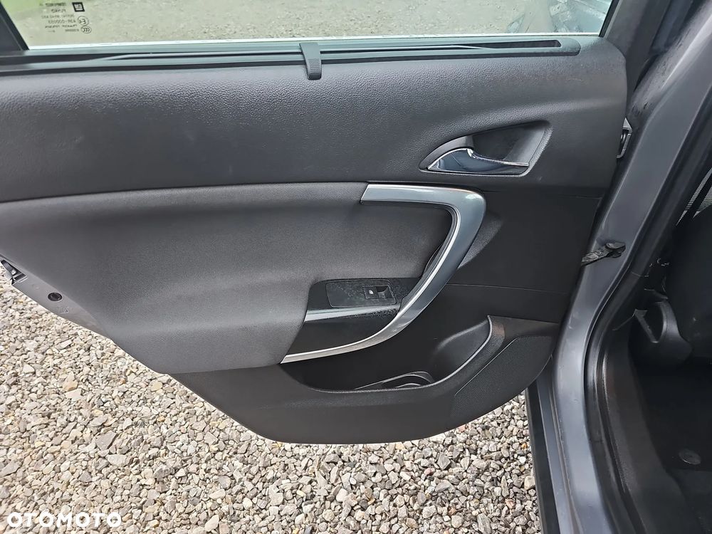 Opel Insignia 2.0 CDTI Cosmo - 25