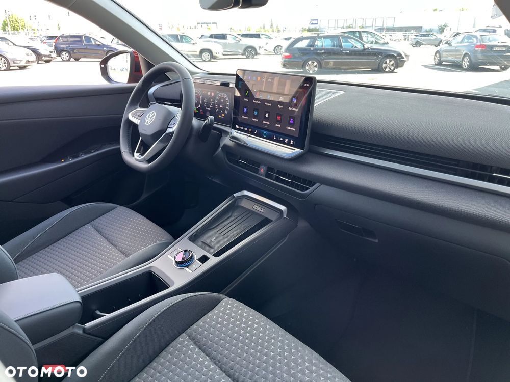 Volkswagen T-Roc 1.5 eTSI Life DSG - 22
