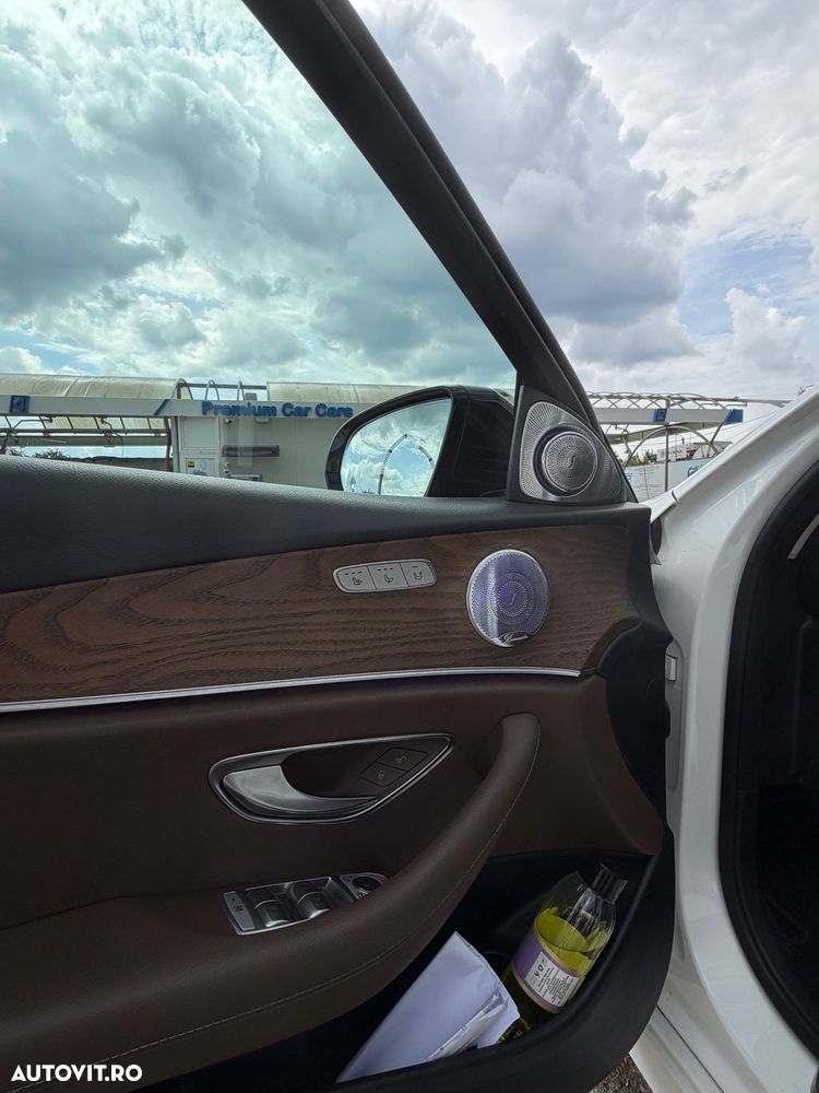 Mercedes-Benz E 220 d 4MATIC Aut. - 13