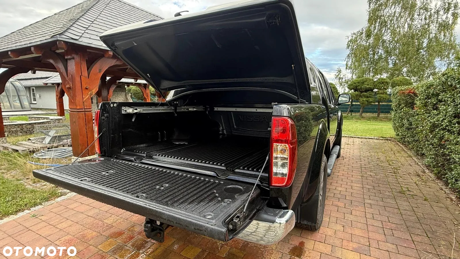 Nissan Navara 3.0 D V6 Platinum Long EU5 - 8