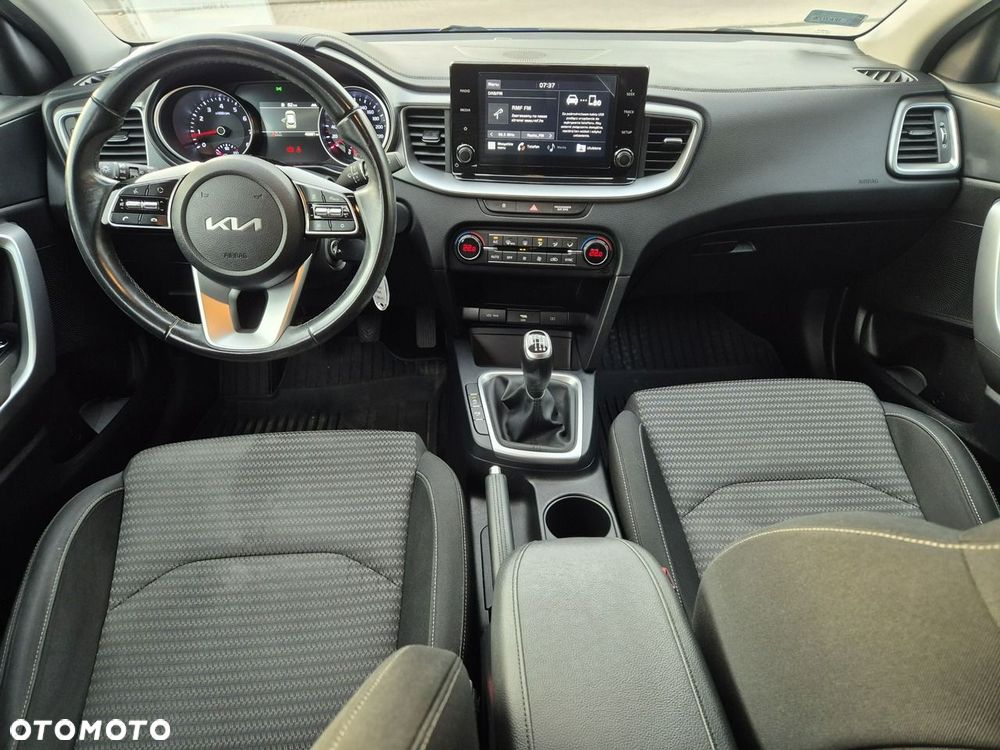 Kia XCeed 1.5 T-GDI M - 18