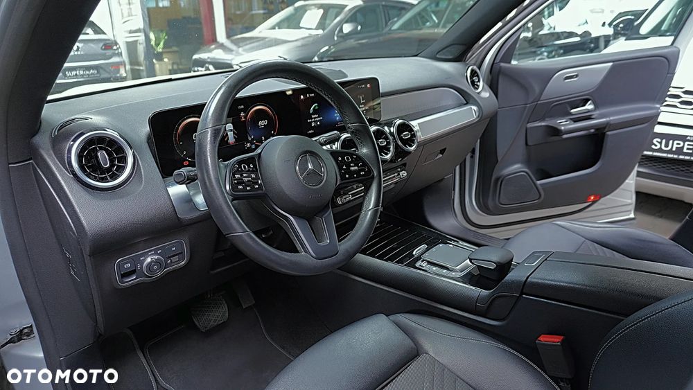 Mercedes-Benz GLB 200 7G-DCT - 13