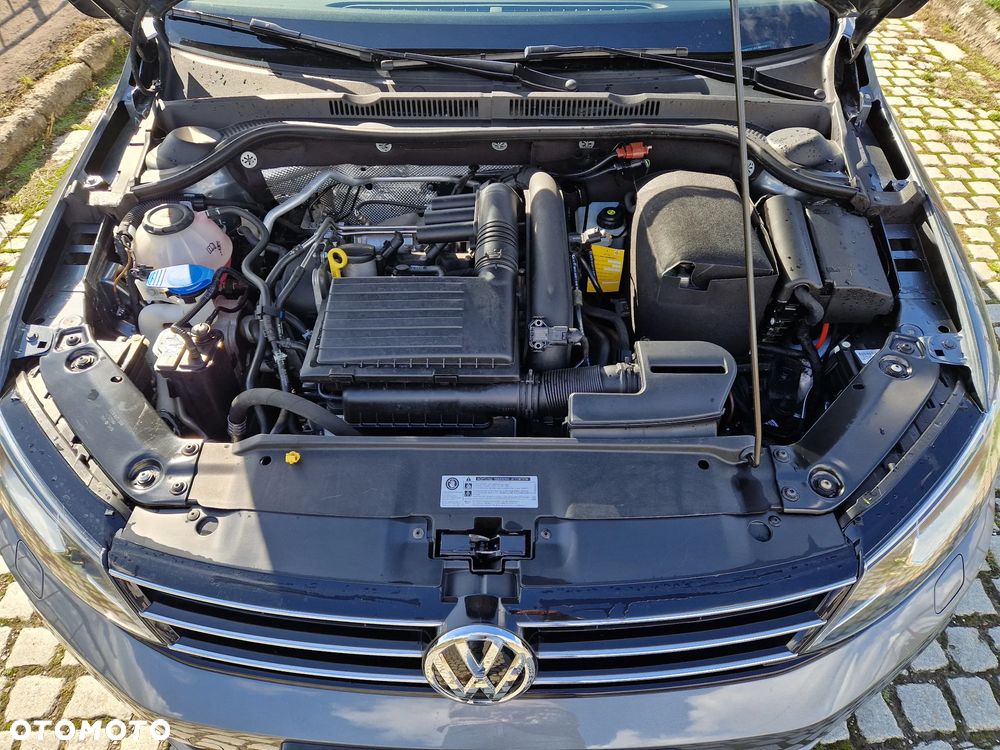 Volkswagen Jetta 1.4 TSI BMT Highline - 17