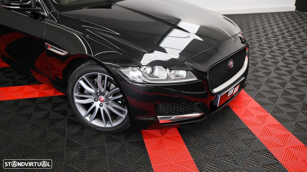 Jaguar XF Sportbrake 2.0 D Portfolio AWD Aut. - 37