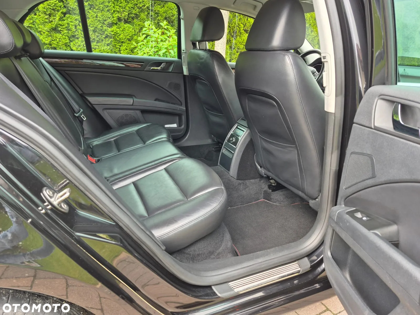 Skoda Superb 2.0 TDI Business DSG - 10