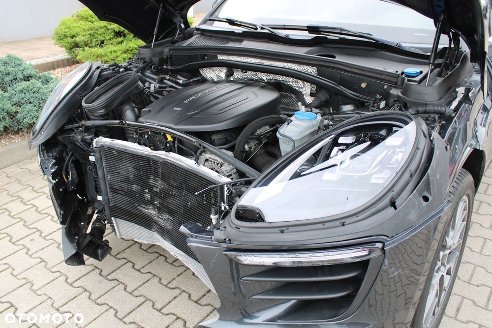 Porsche Macan - 10
