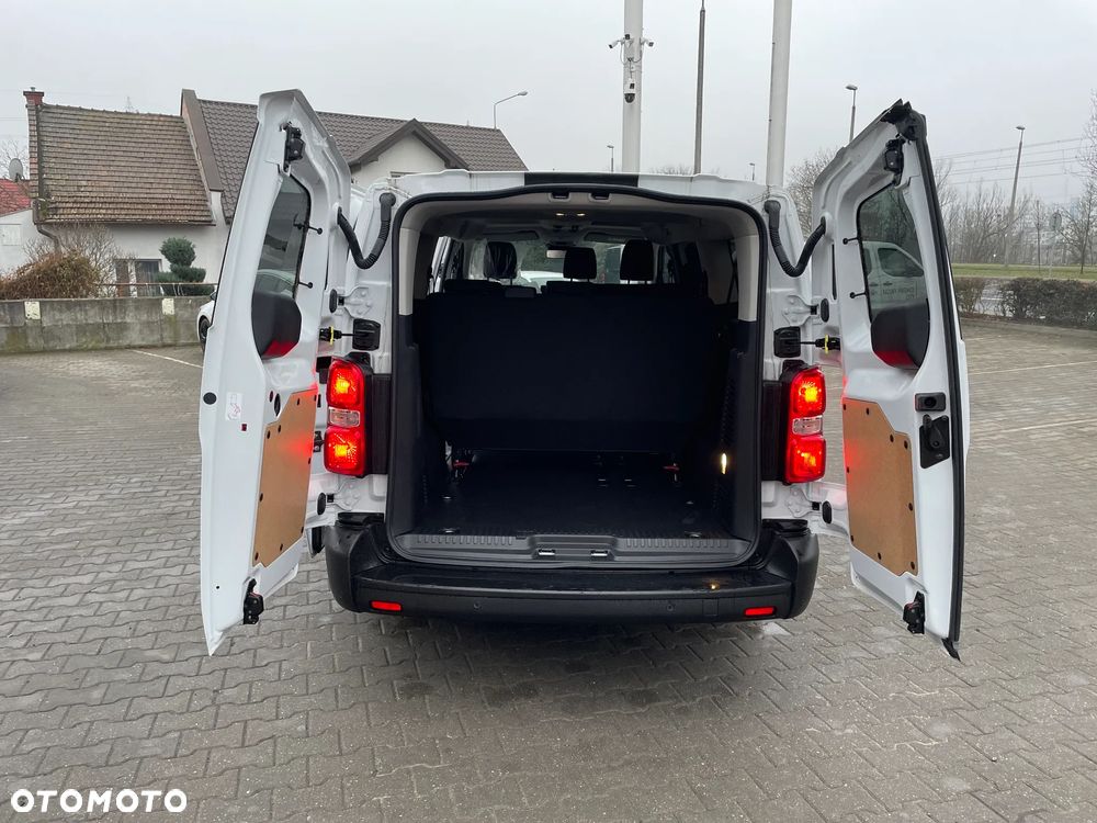 Toyota ProAce - 11