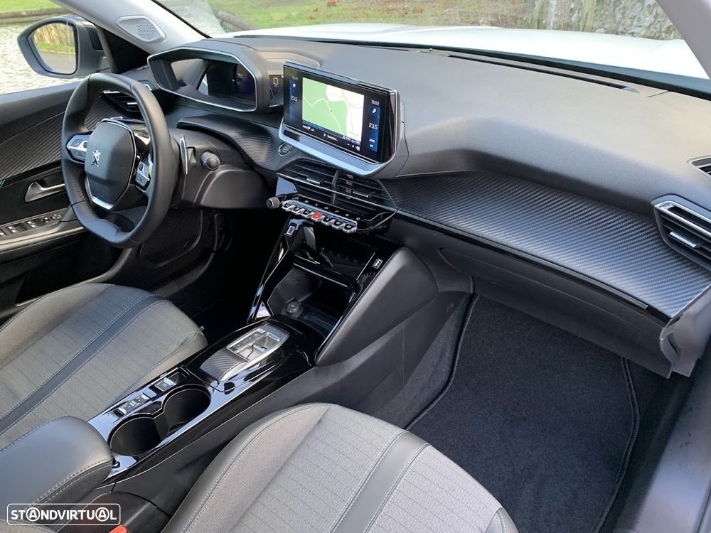 Peugeot 2008 1.2 PureTech Allure Pack EAT8 - 2