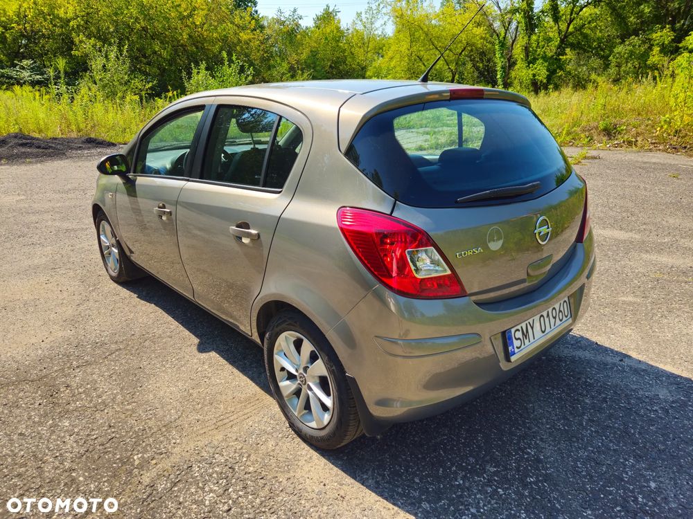 Opel Corsa - 4