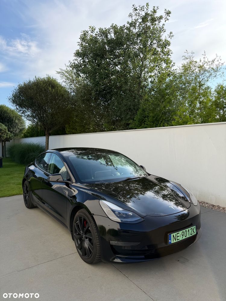 Tesla Model 3 Performance AWD - 2