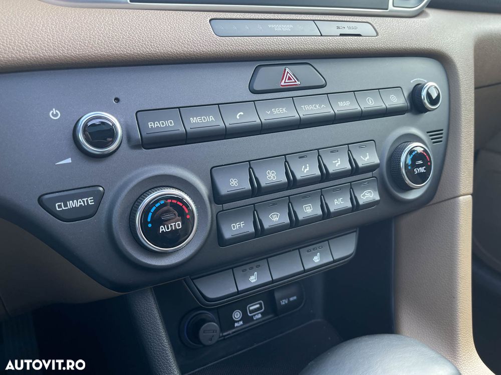 Kia Sportage 1.6 T-GDI 7DCT 4x4 Classic - 10