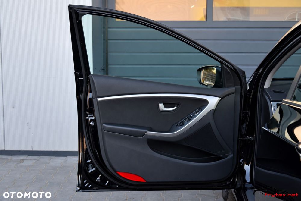 Hyundai i30 - 16