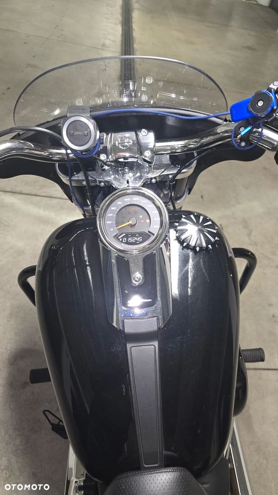 Harley-Davidson Softail Sport Glide - 11