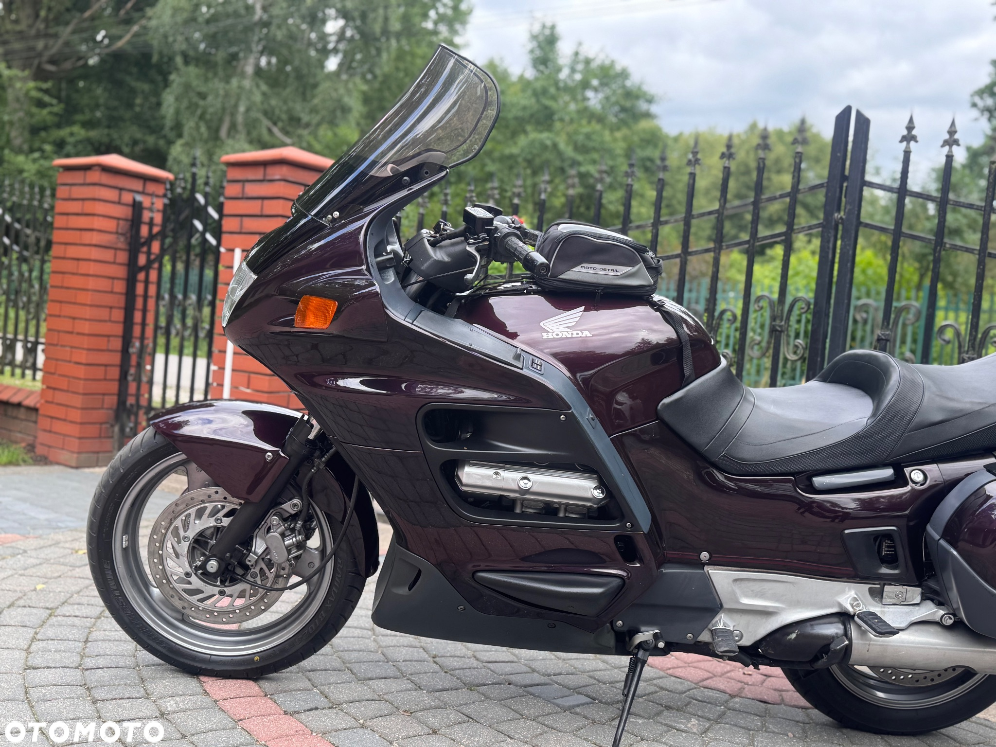 Honda ST - 19