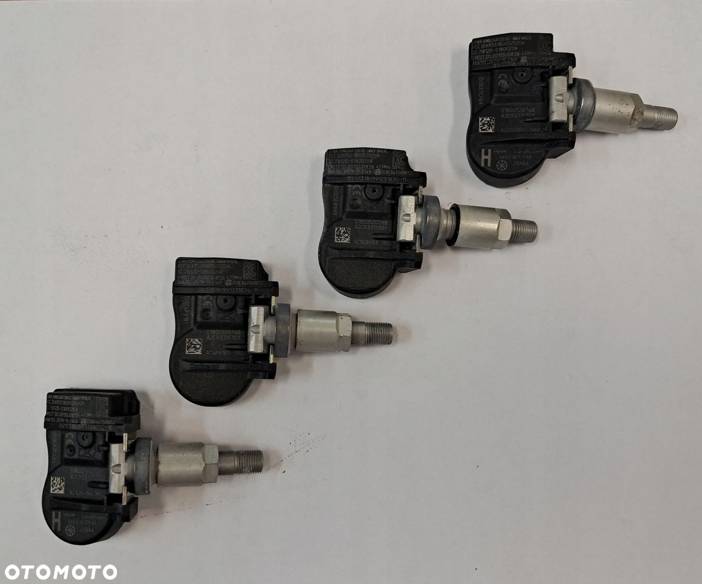 4x Czujnik ciśnienia TPMS JAGUAR F-PACE GX631A159AA C176 - 1