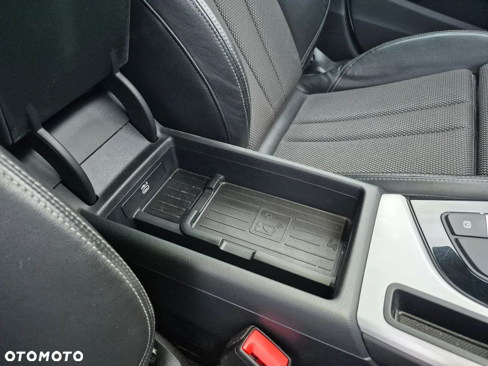 Audi A4 Avant 35 TFSI mHEV S Line S tronic - 16