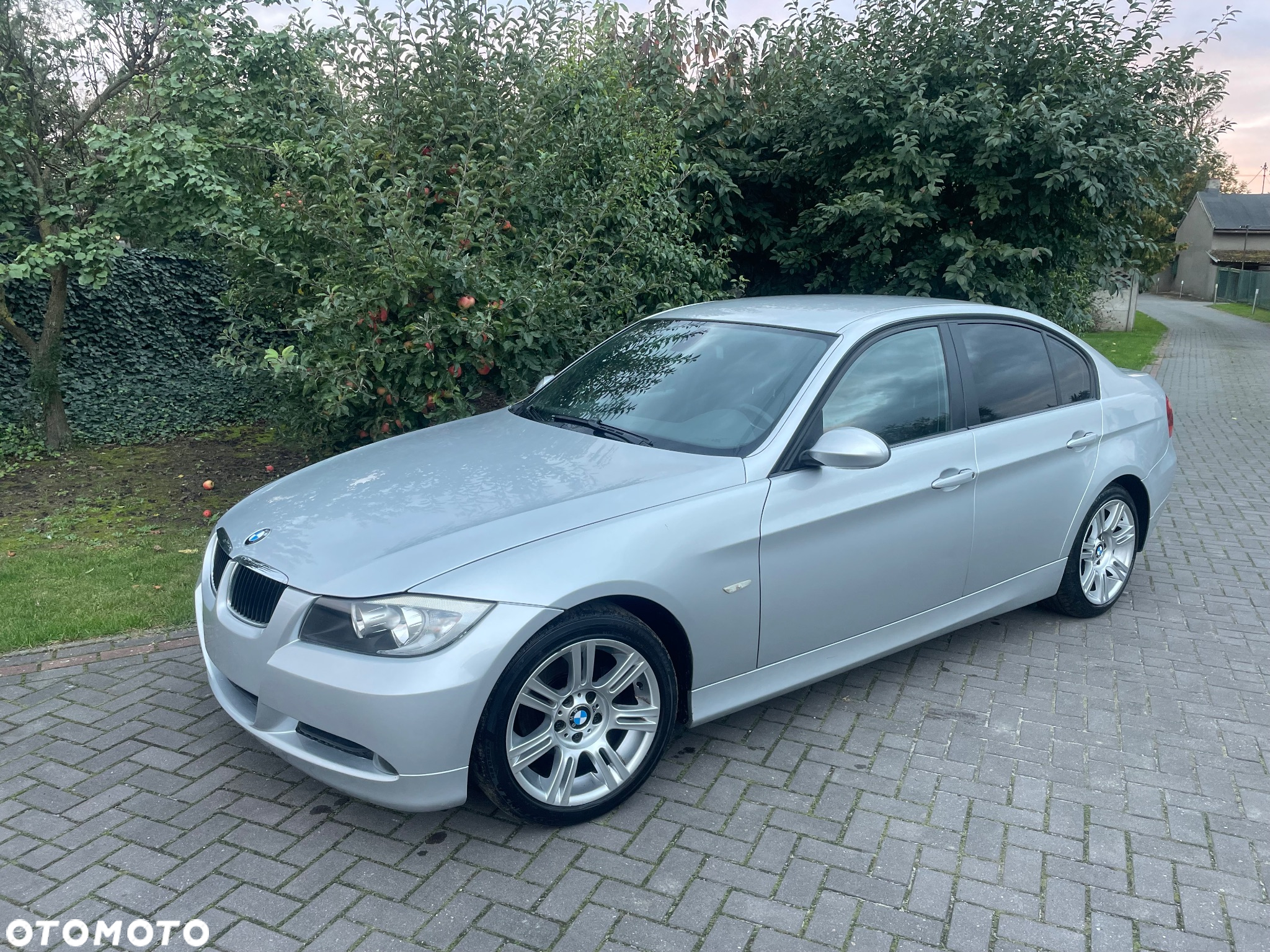 BMW Seria 3 318d - 2