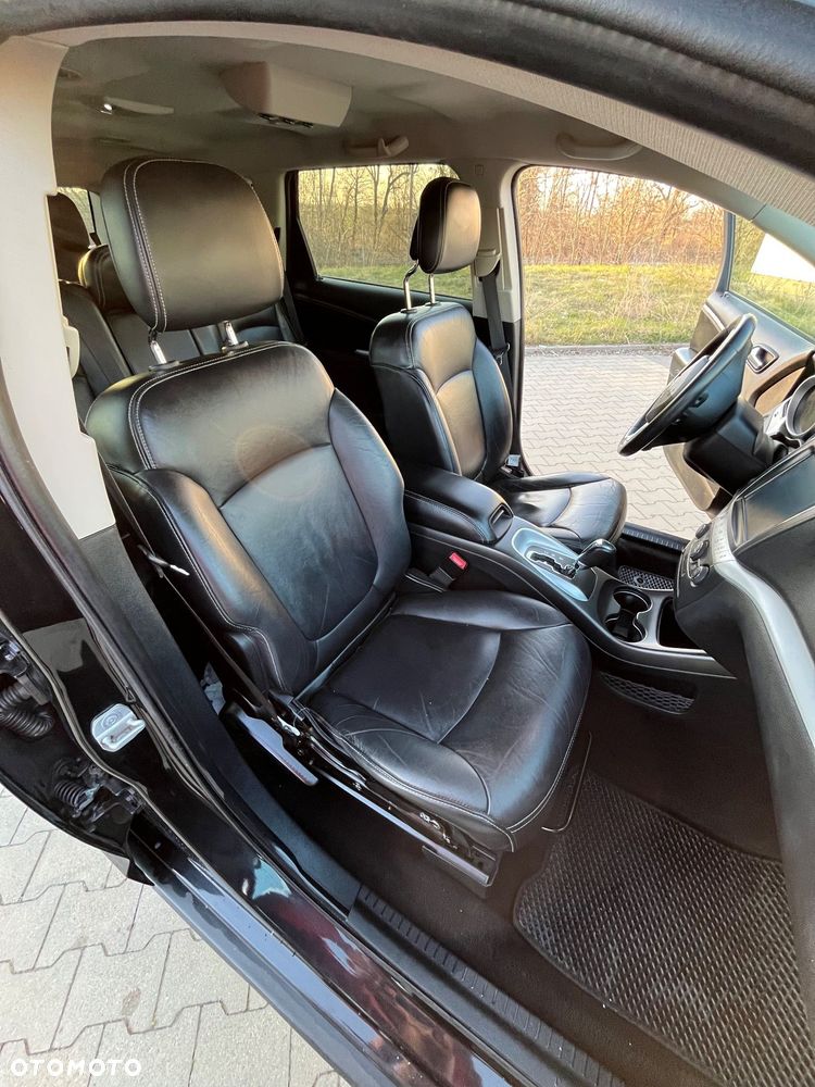 Fiat Freemont 2.0 Multijet 16V DPF Automatik Allrad Lounge - 19