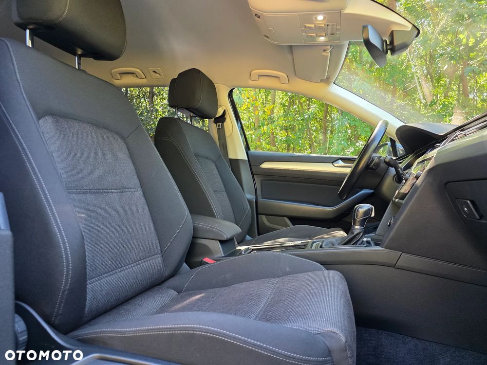 Volkswagen Passat 1.8 TSI BMT Comfortline DSG - 12