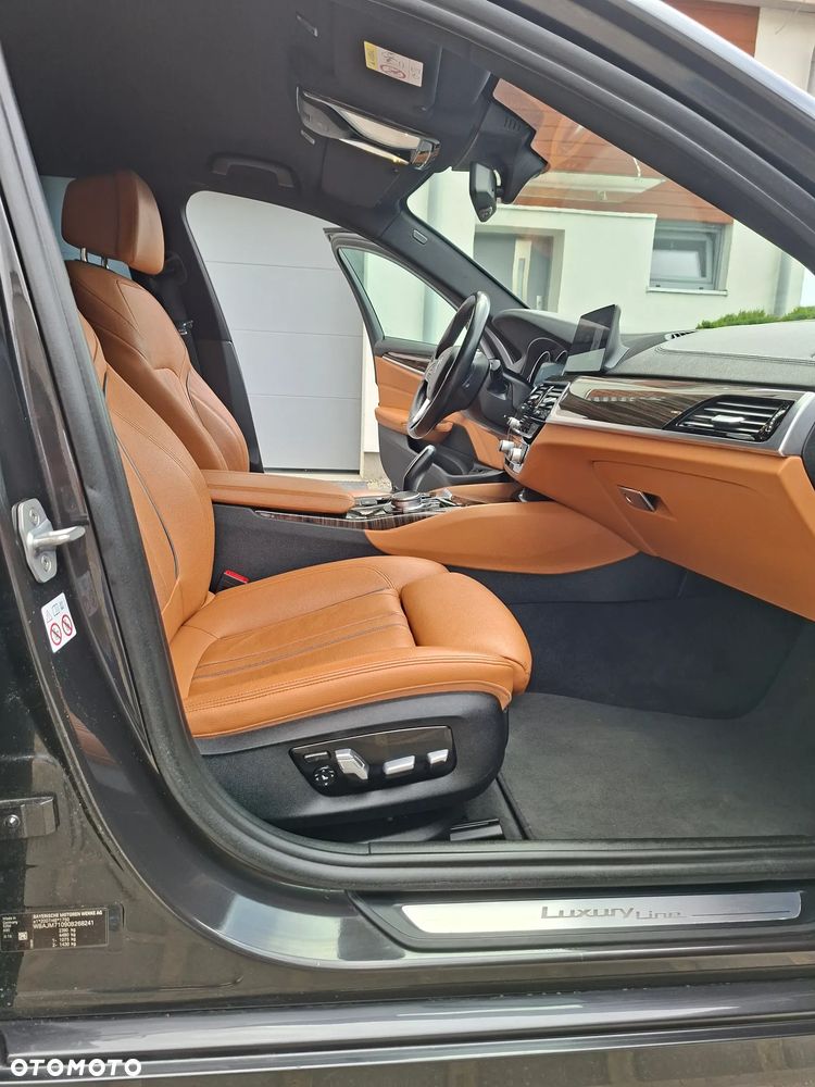 BMW Seria 5 520d Luxury Line sport - 22