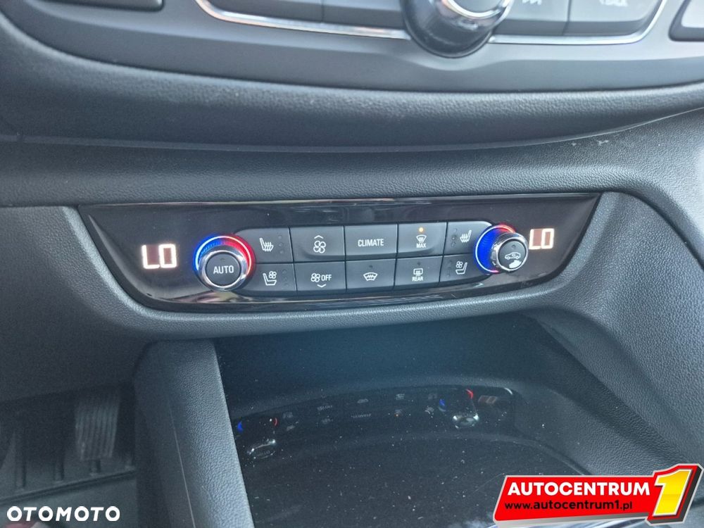 Opel Insignia - 39