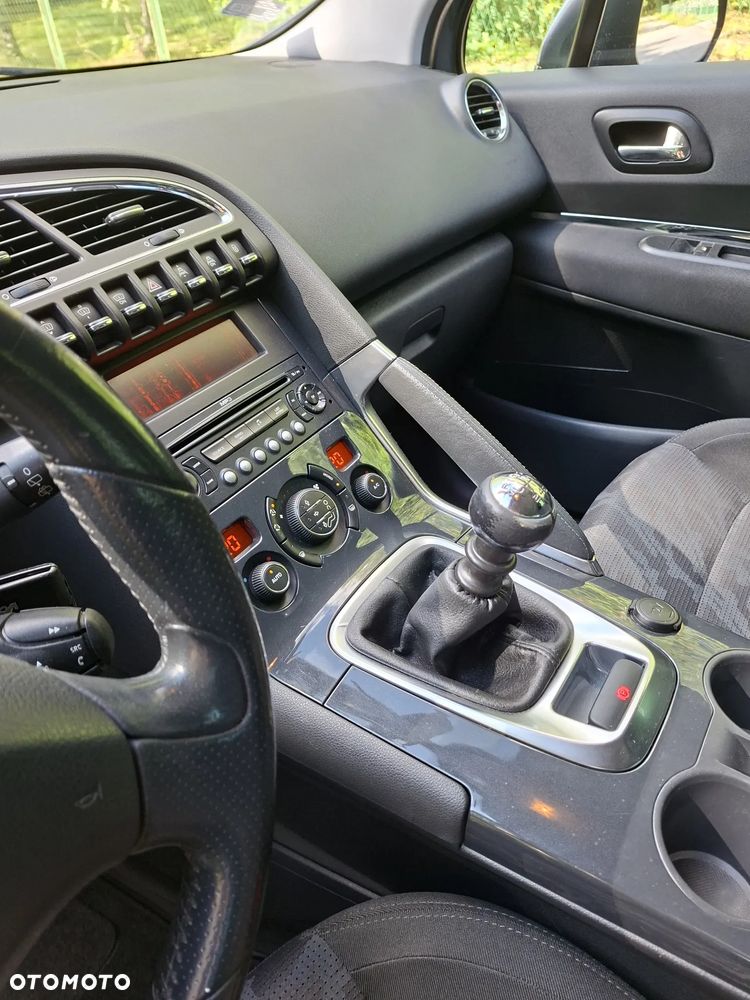 Peugeot 3008 2.0 HDi Allure - 15
