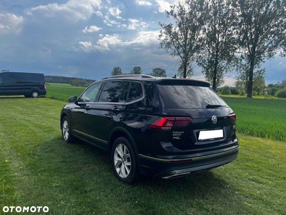 Volkswagen Tiguan Allspace 2.0 TDI SCR 4Motion DSG R-Line - 2