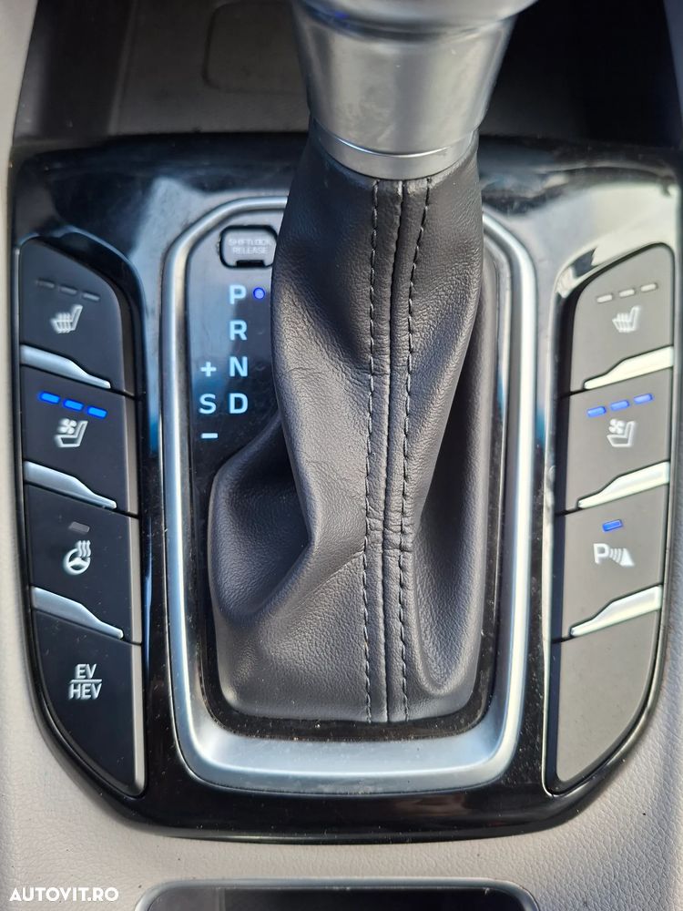 Hyundai IONIQ 141CP Exclusive - 12