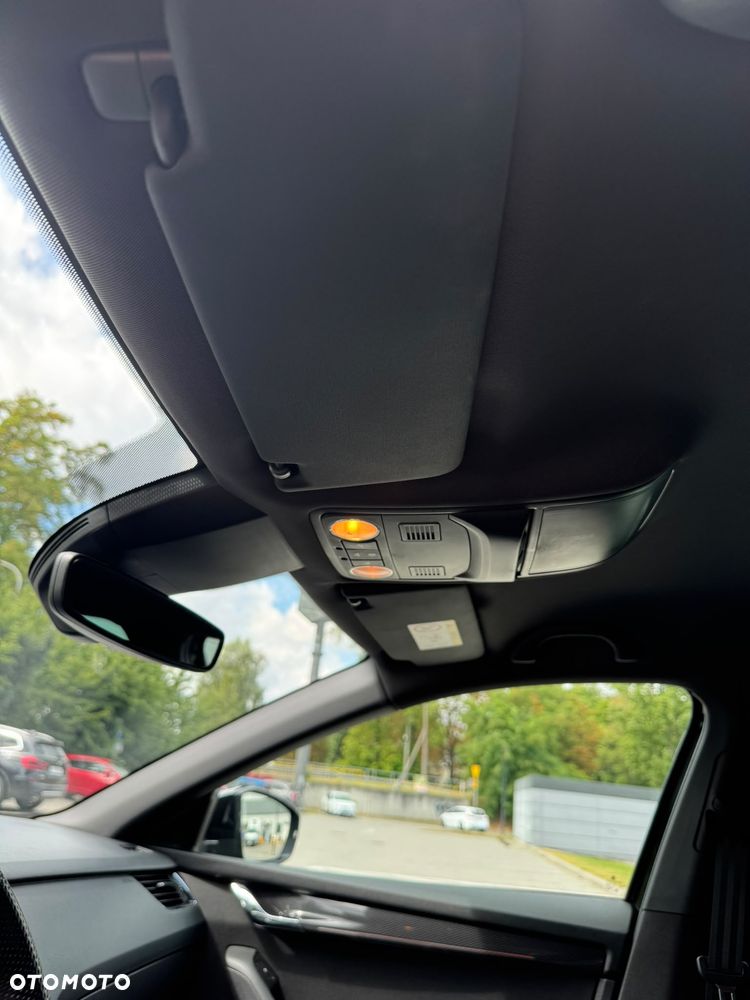 Skoda Octavia 2.0 TSI RS 245 - 27