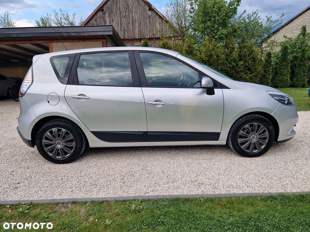 Renault Scenic 1.6 16V 110 TomTom Edition - 19