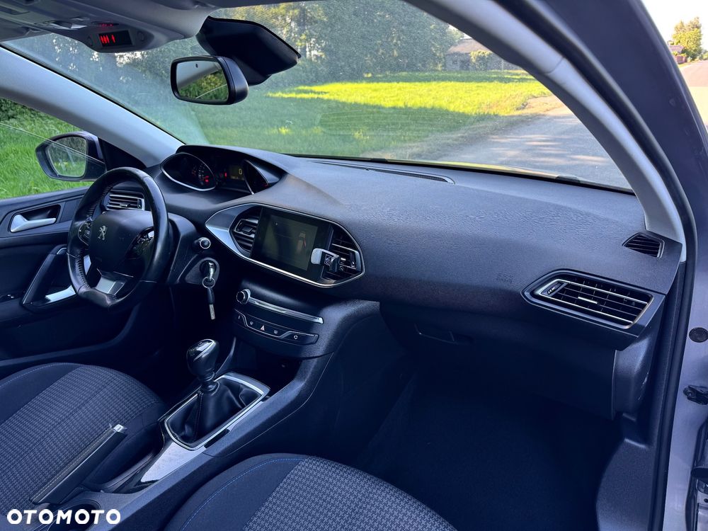 Peugeot 308 PureTech 110 Stop & Start Style - 10