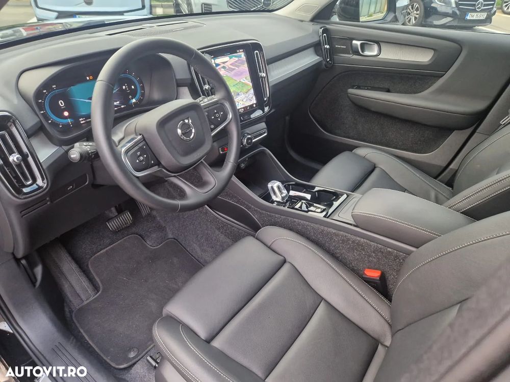 Volvo XC 40 B4 AT FWD MHEV Ultimate Dark - 15